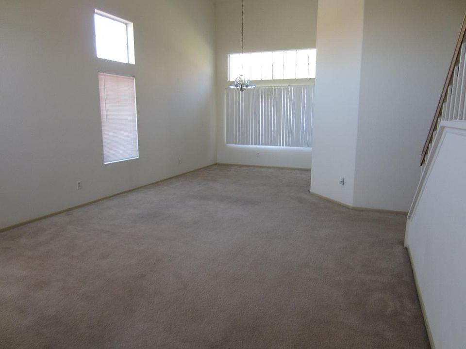 2nd image of 21444 Dickinson Rd
