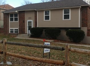 20301 E 17th St N, Independence, MO 64056