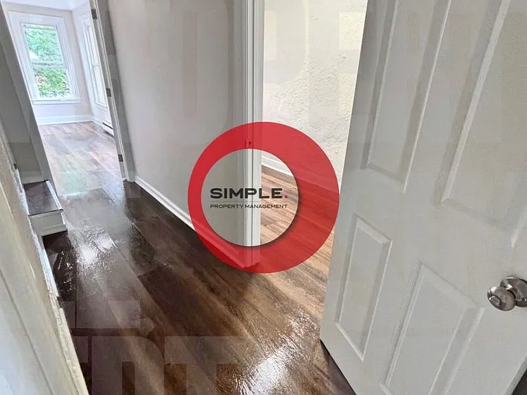 137 Wunder St — Photo 7