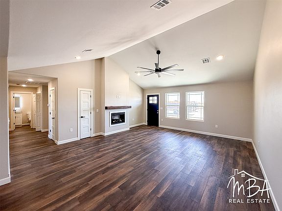 4th image of 4105 Cardigan St
