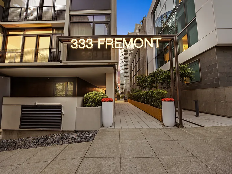 333 FREMONT — Photo 24