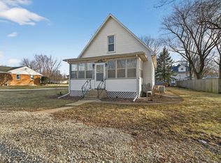 402 8th St, Mazon, IL 60444