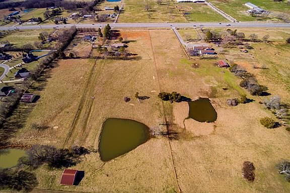 5th image of 2756 Highway 231 N