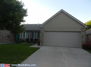 4916 High St, Lincoln, NE 68506