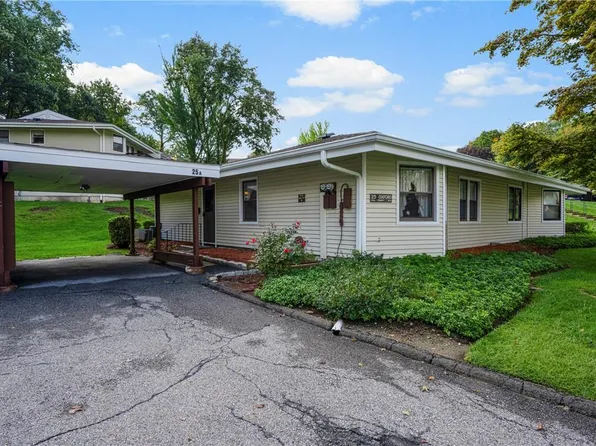 25 Oxford Court #A, Yorktown Heights, NY 10598