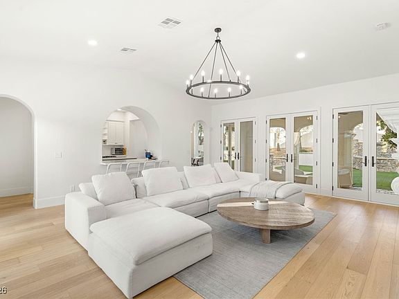 5th image of 3273 Birchwood Park Cir
