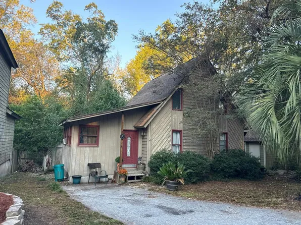 108 Walnut Creek Ct, Lexington, SC 29073