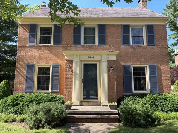 19444 N Sagamore Rd, Fairview Park, OH 44126