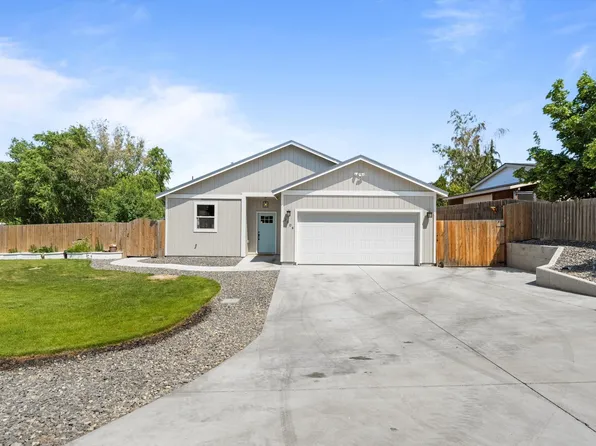 3904 W Rainy Ln, Benton City, WA 99320