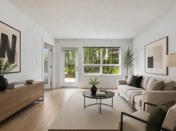 6800 Eckersley Rd #118, Richmond, BC V6Y 0E7