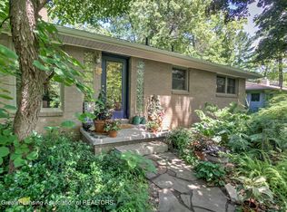 4451 Greenwood Dr, Okemos, MI