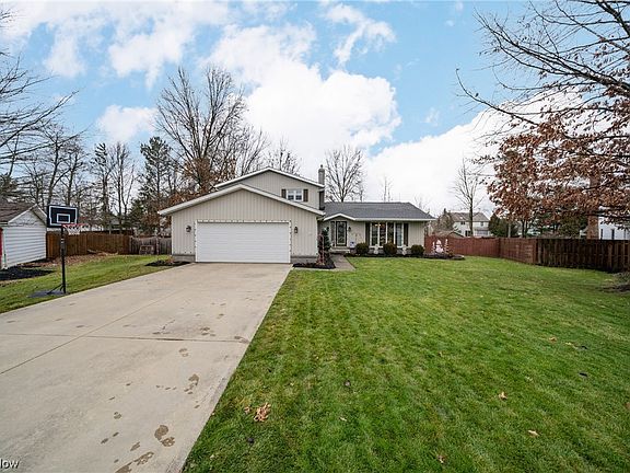 2nd image of 36 Monticello Dr