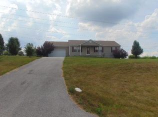 245 Ridgecrest Rd, Lancaster, KY 40444