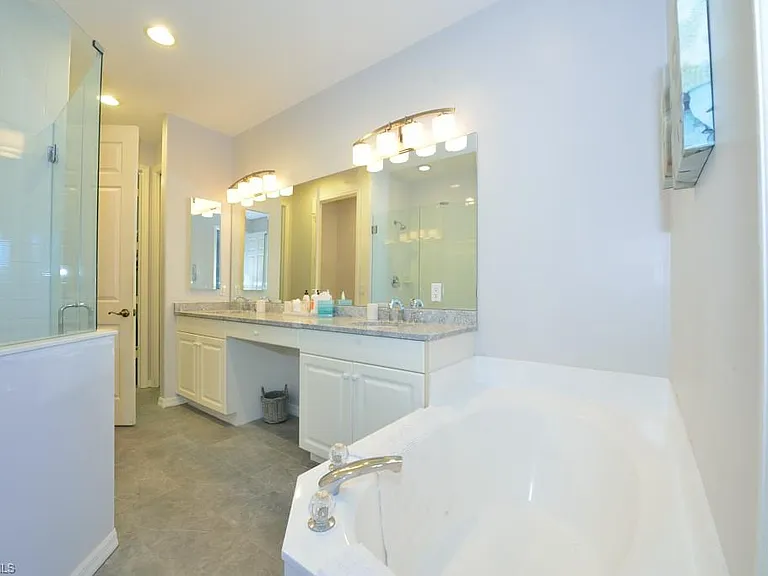 28536 F B Fowler Ct — Photo 8