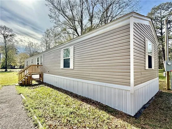19452 Sisters Rd, Ponchatoula, LA 70454
