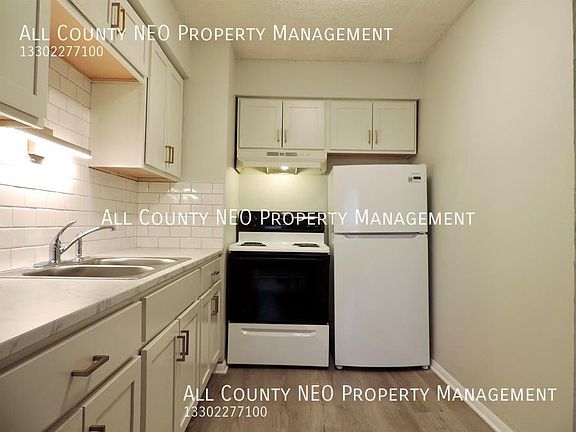 2nd image of 1017 Howe Ave APT 10