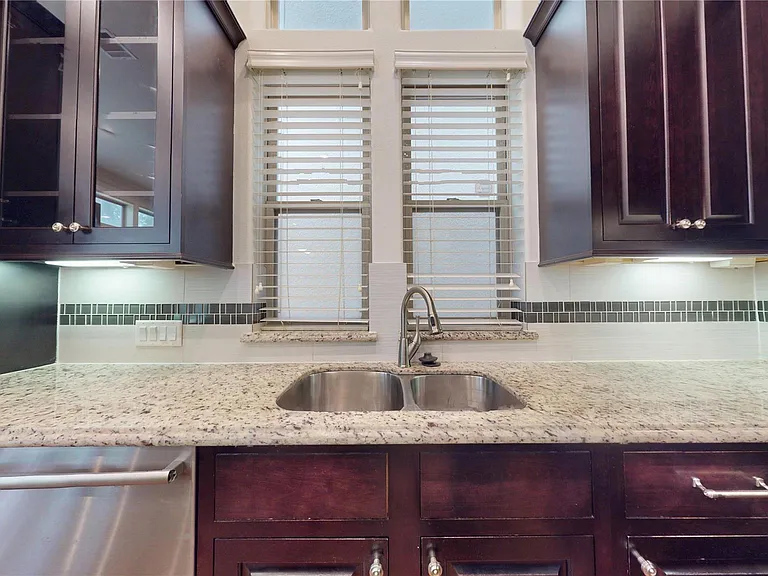 1708 Upland Lakes — Photo 14