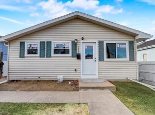 1032 Harbridge Ave, Racine, WI 53403