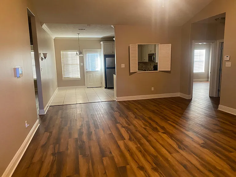 6112 Rachelle Dr — Photo 6