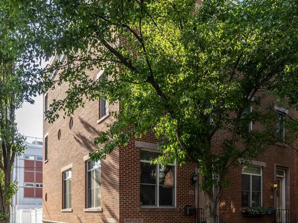 734 S Marvine St, Philadelphia, PA 19147