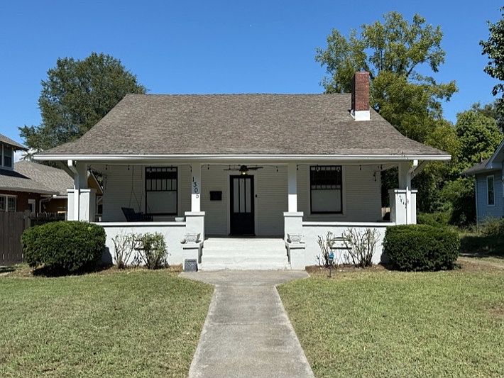 1st image of 1305 Edgewood Pl