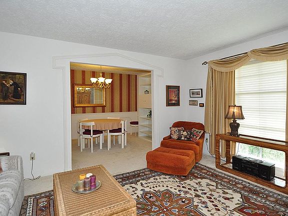 5th image of 16823 Stardale Ln