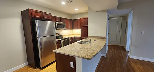 20 Pond St Photo 1