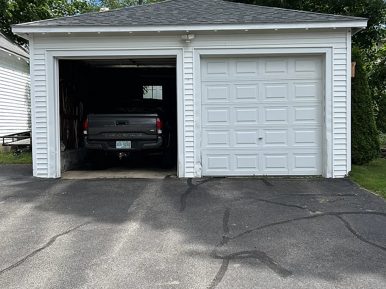63 Central Ave — Photo 4