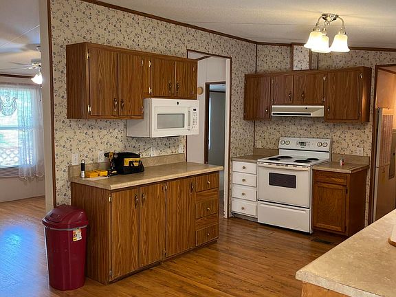5th image of 7809 Fisher Lane