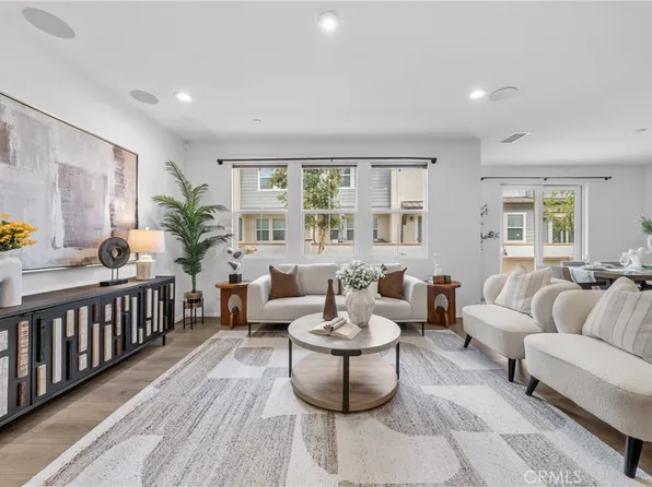 220 W Via Prado APT 52, Ontario, CA 91762