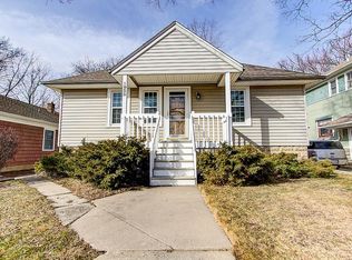 1933 S 92nd St, West Allis, WI 53227