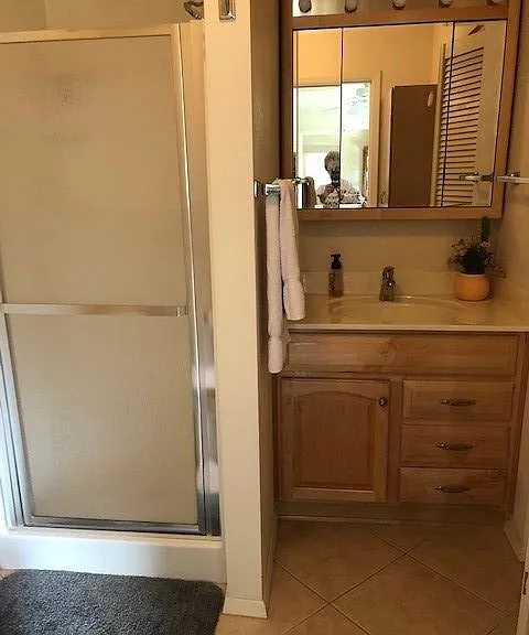 2nd Bed Room Bathroom