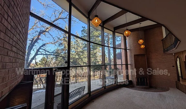15 Upland Rd — Photo 7