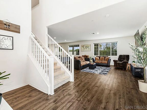 5th image of 24995 Bridlewood Cir