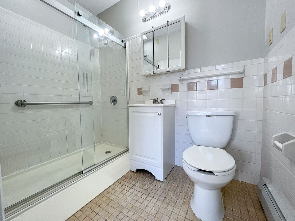 70 Russ St/Jacqueline Properties, LLC 70 Russ St Hartford CT Zillow