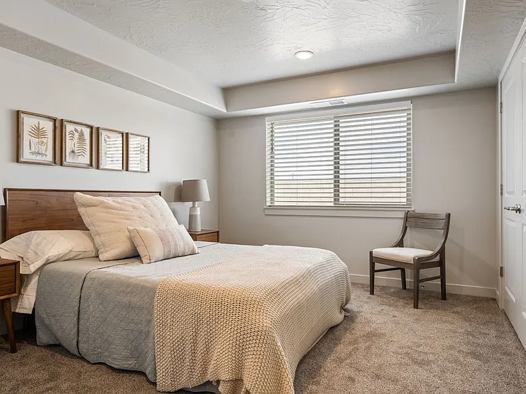 184 N Lone Rock Dr #B202 — Photo 13