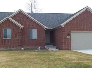 4845 Castlewood Dr, Kimball, MI 48074