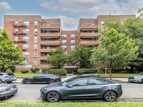 2727 Ocean Pkwy APT D18, Brooklyn, NY 11235
