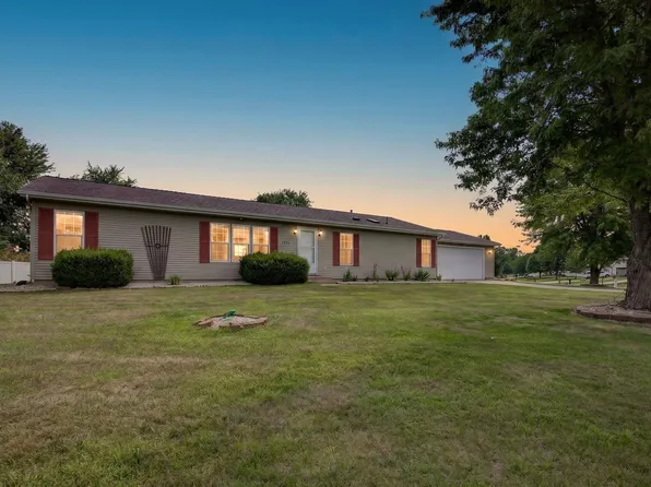 1770 N Vicky Ln, Warsaw, IN 46582