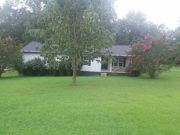 4th image of 175 Deer Cir