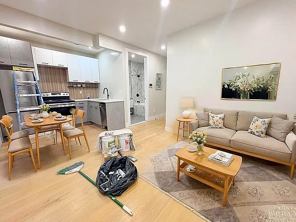 2nd image of 336 Bleecker St APT 1B