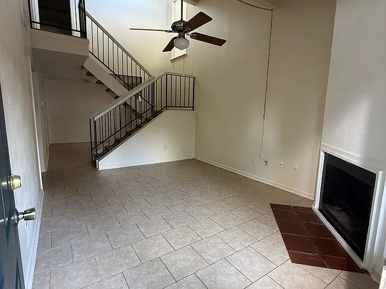 8224C Governor Dr — Photo 13