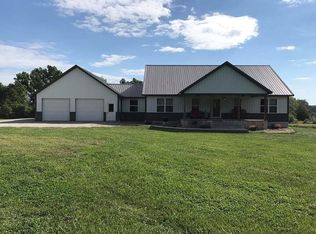 32 NE Iron St, Trenton, MO 64683