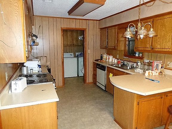 4th image of 1713 County Road 4008