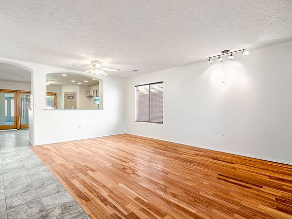 5th image of 941 Carrizo St NW