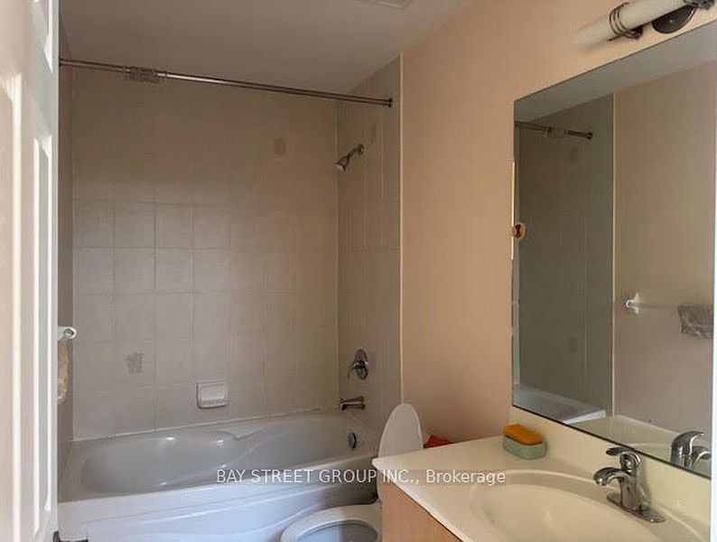 Markham Townhouse for rent - 3 Bedrooms — photo 9