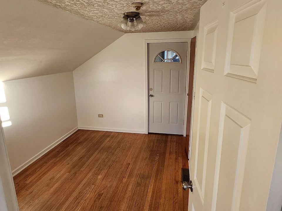 1st image of 2405 E Mill Plain Blvd
