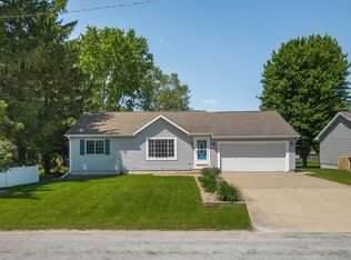 122 Cedar St, Janesville, IA 50647
