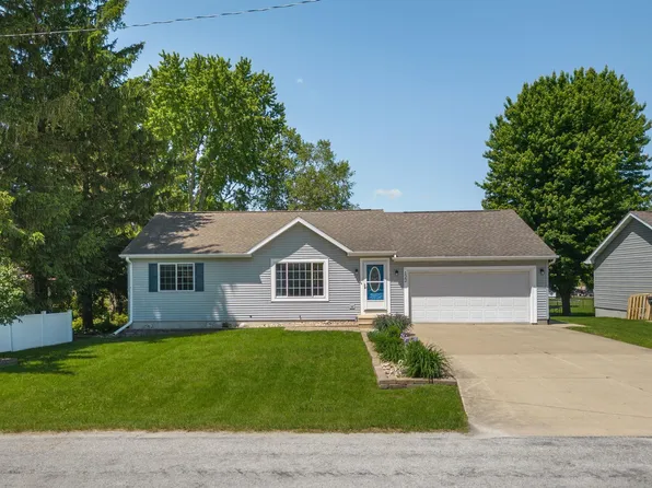 122 Cedar St, Janesville, IA 50647