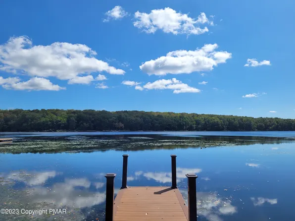 128 Lake Dr W, Gouldsboro, PA 18424